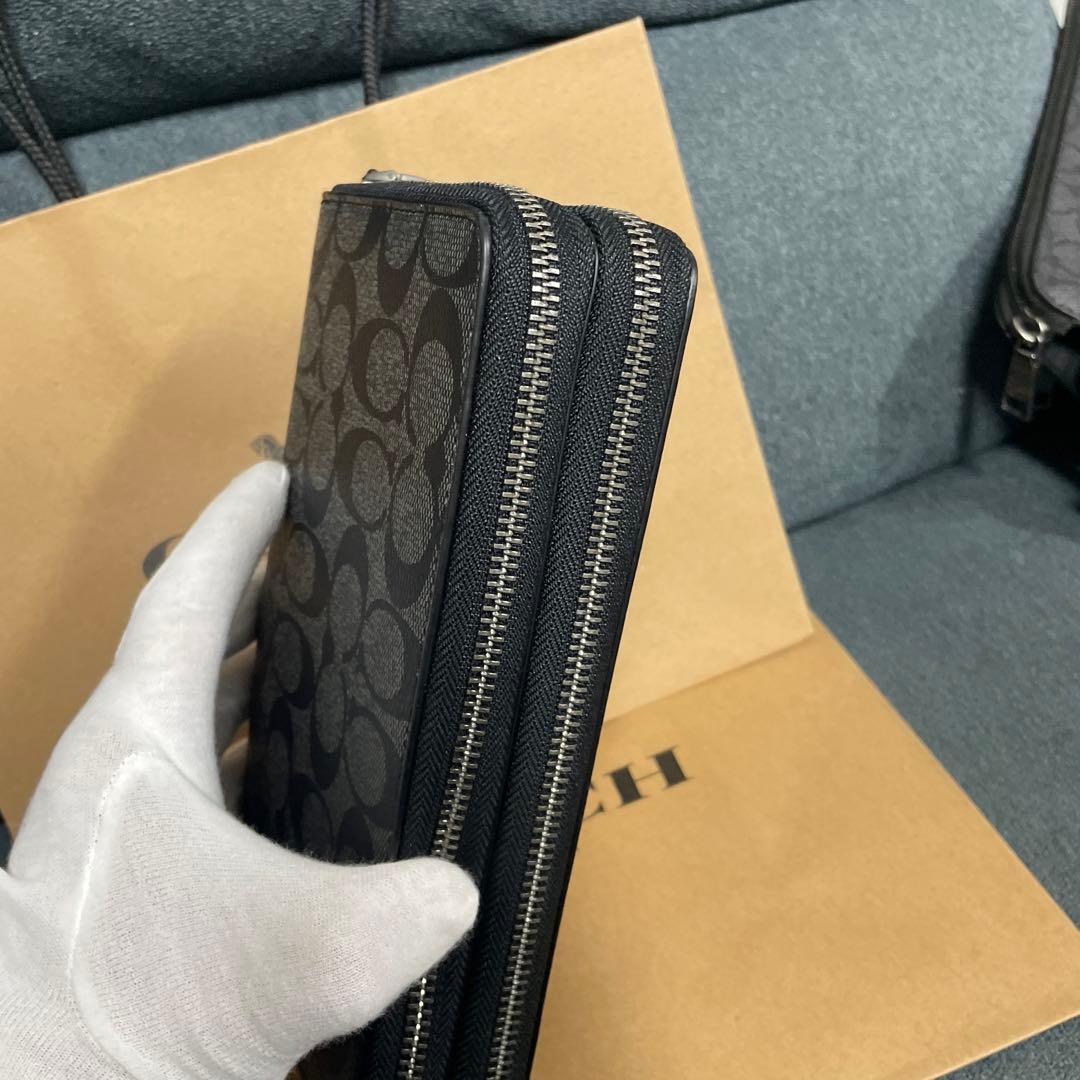 COACH ブラック ロゴパターン 長財布