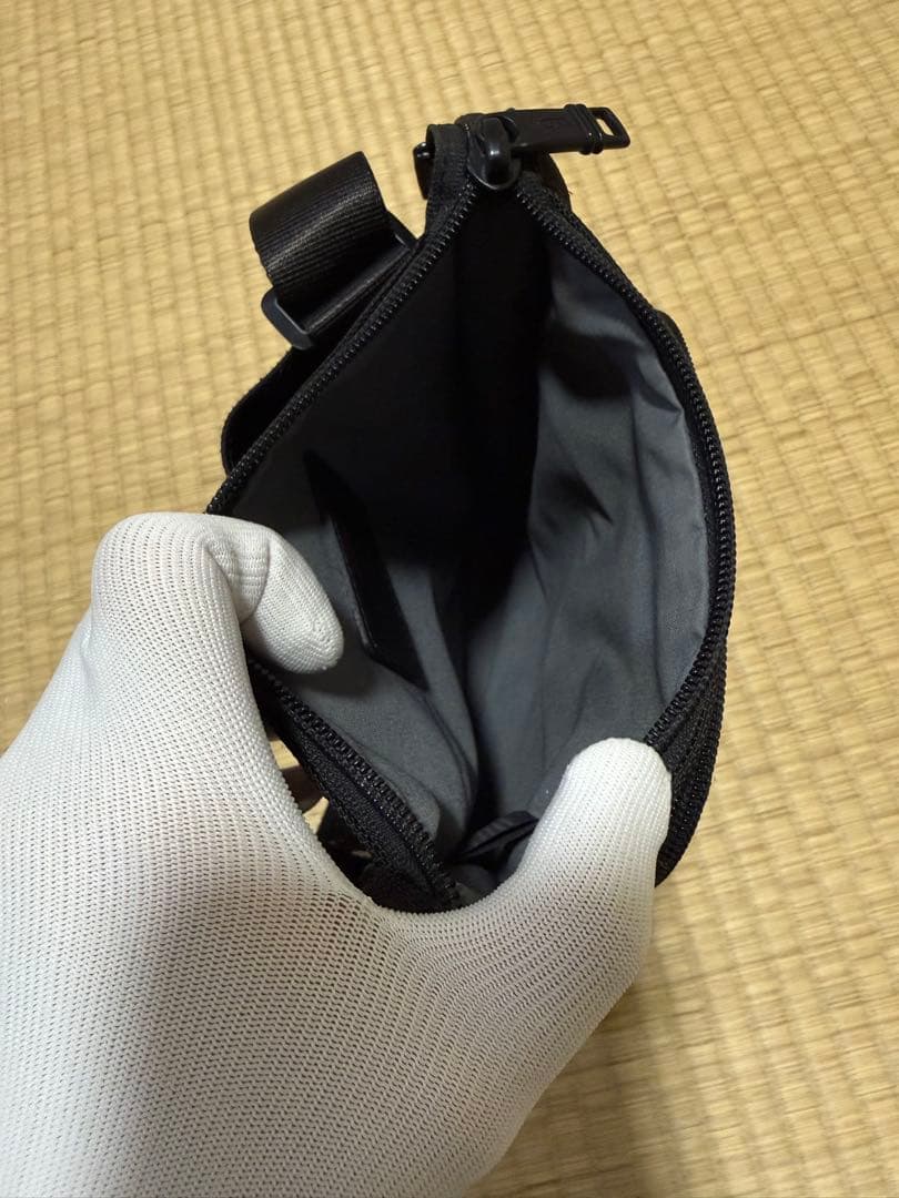 TUMI ショルダーバック　ALPHA