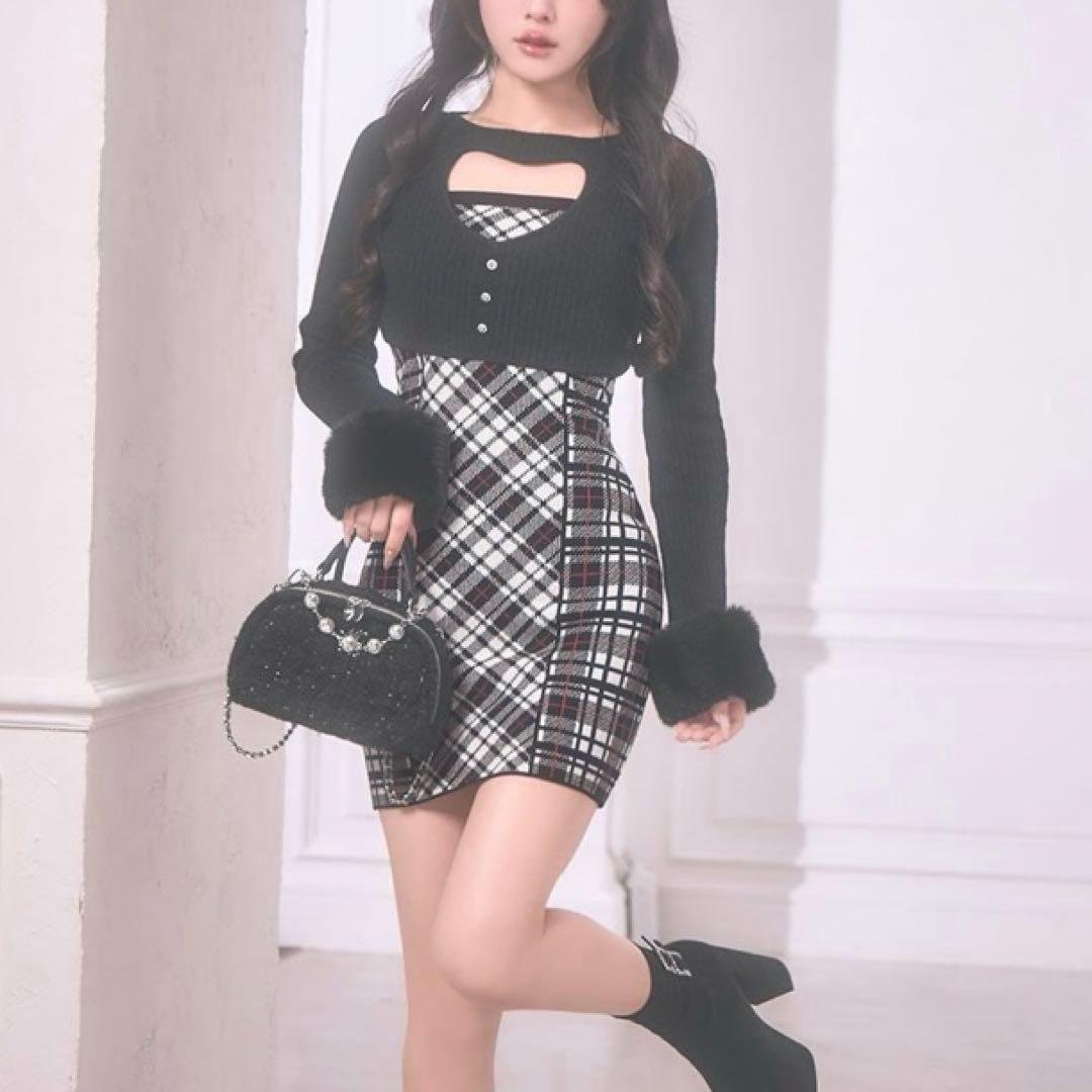 michellMacaron ミシェルマカロン ハートカットニットワンピース