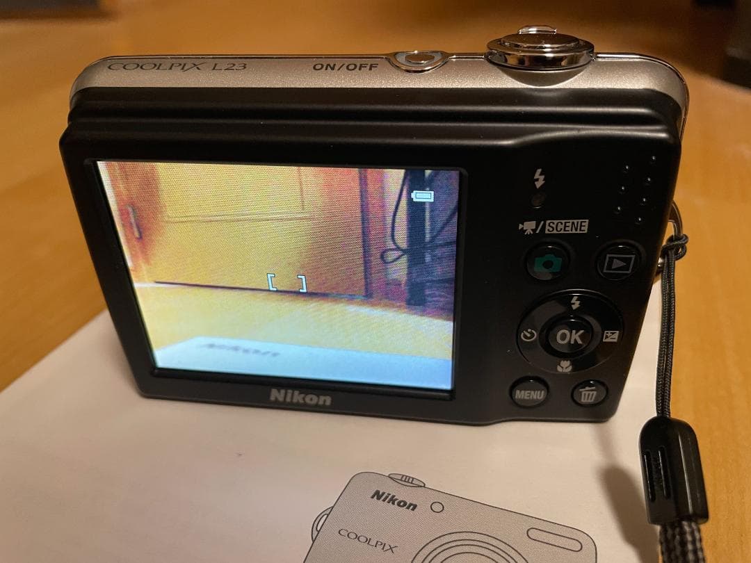 Nikon COOLPIX L23 コンパクトデジタルカメラ　電池駆動　ニコン