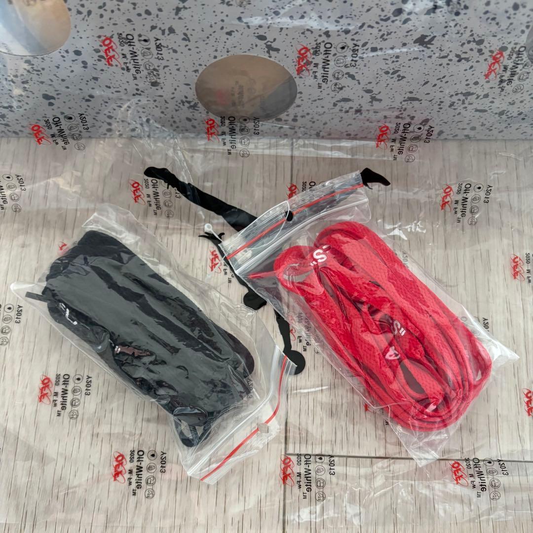 靴 OFF-WHITE NIKE AIR JORDAN 5 SAIL