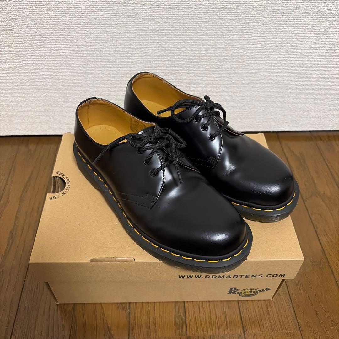 靴 Dr. Martens