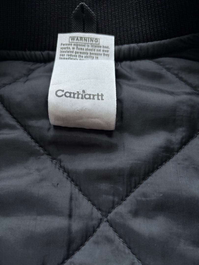 カーハート　ダックベスト　V02 DKB ブラウン　Mサイズ　サイズ感◎