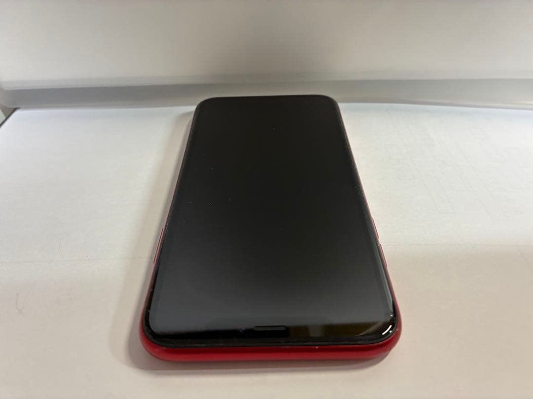 Apple iPhone XR レッド　スマホ　本体　10R