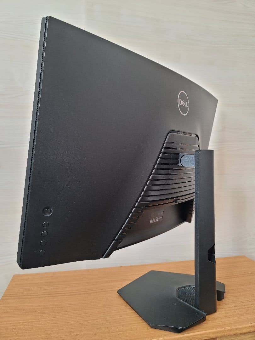 美品　Dell S3222HG 31.5インチ 曲面 ゲーミングモニター