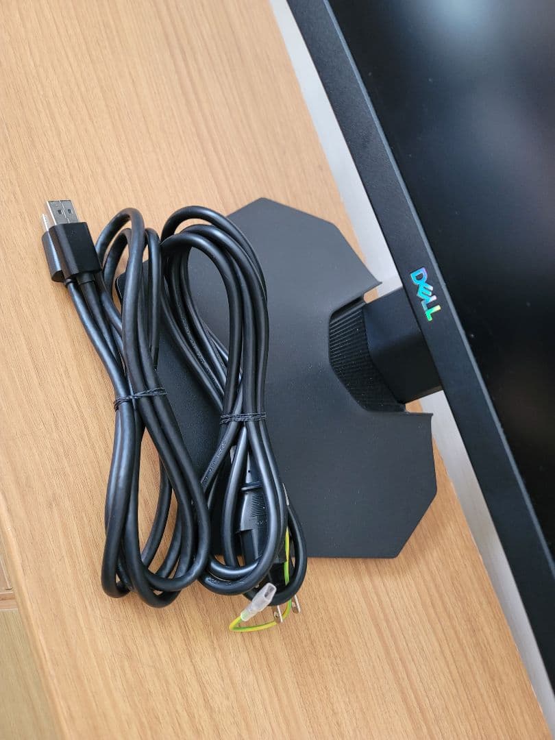 美品　Dell S3222HG 31.5インチ 曲面 ゲーミングモニター