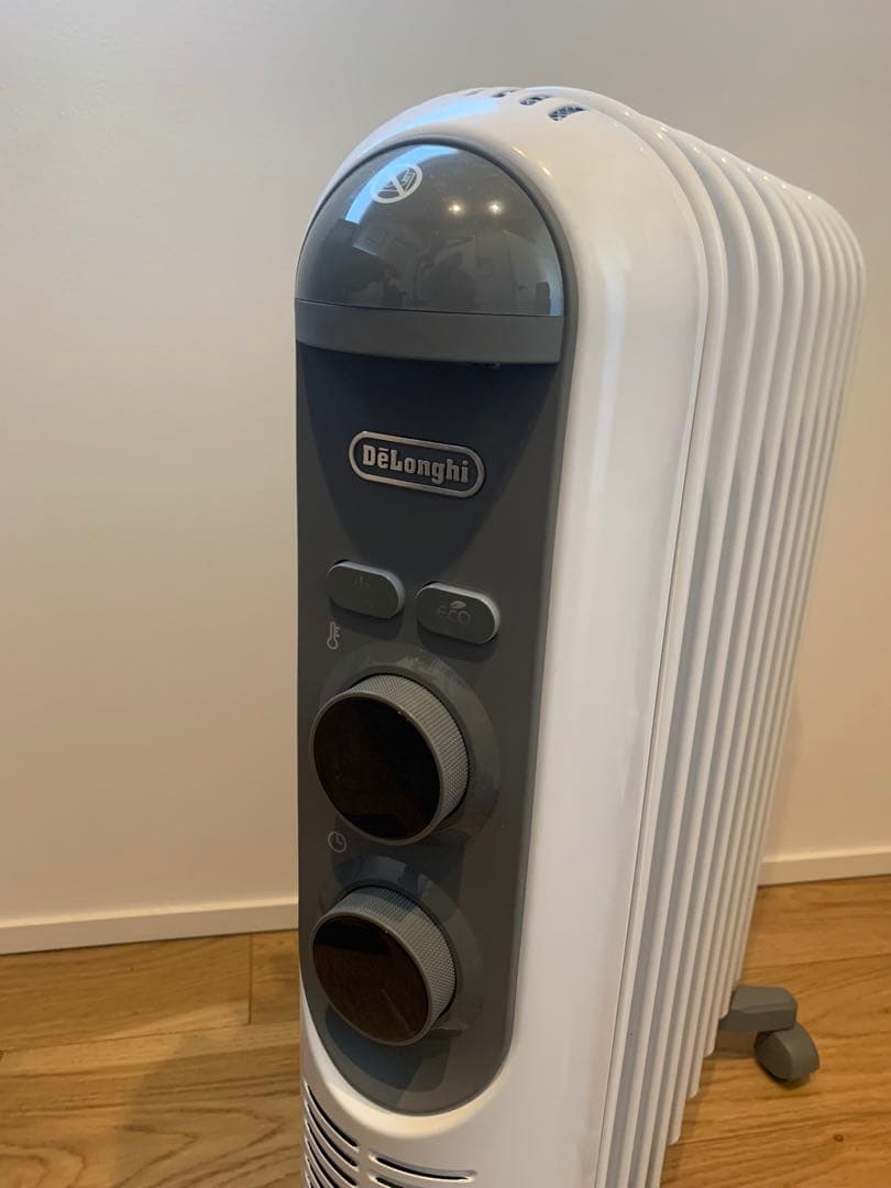 【1度使用】DeLonghi オイルヒーター　デロンギ　アミカルド