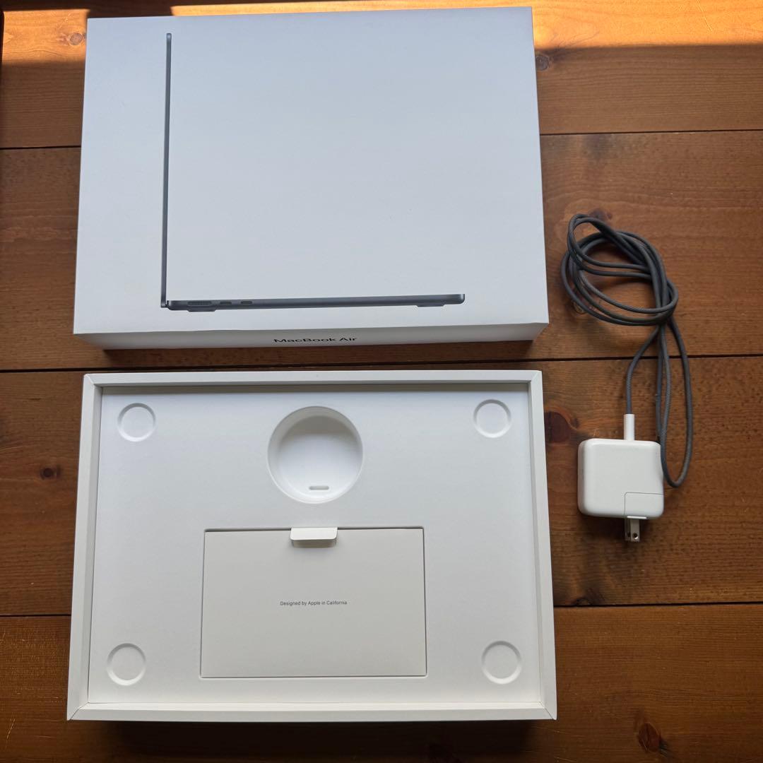 ✨極美品✨ MacBook Air M2 13.6インチ 本体 256GB