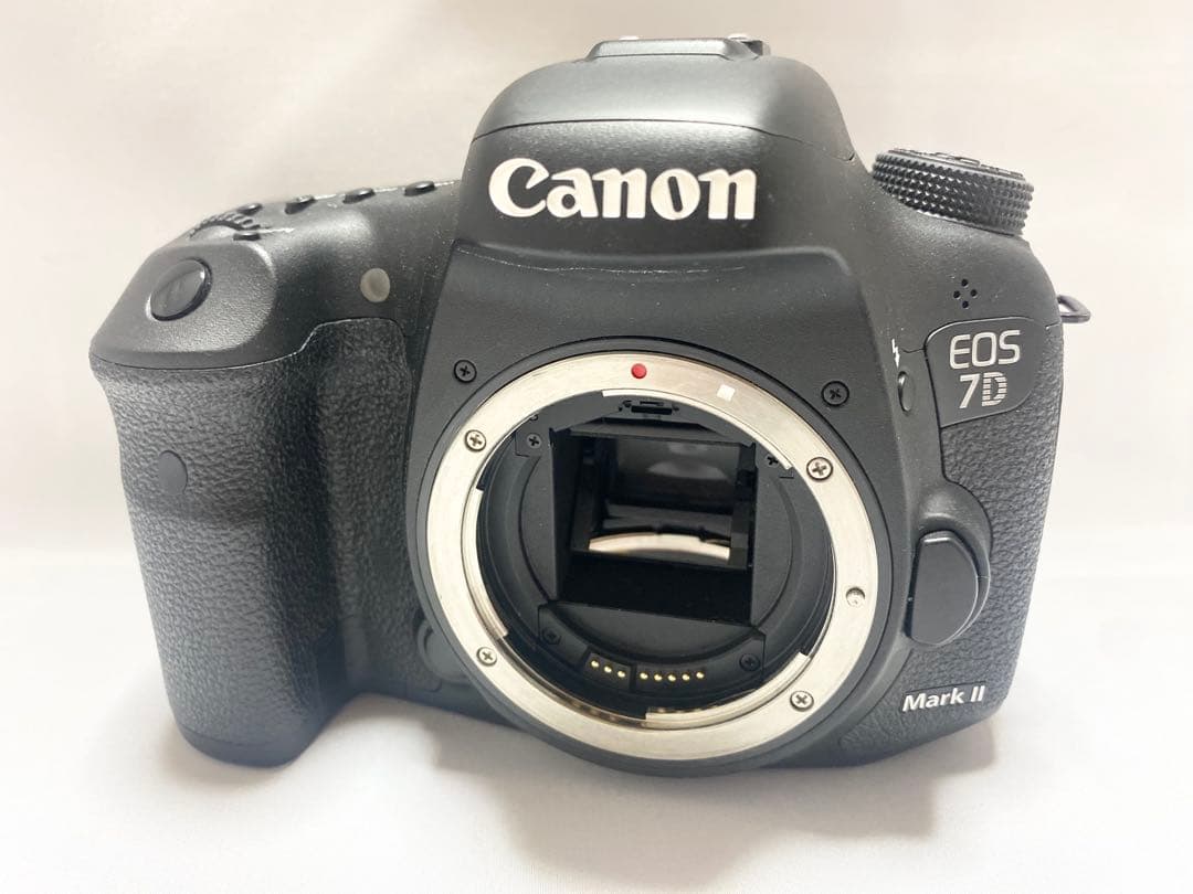 美品 ★キヤノン CANON EOS 7D Mark II mark 2 カメラ