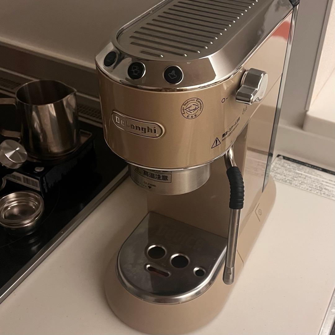 De'Longhi デロンギ デディカアルテ エスプレッソマシン ベージュ