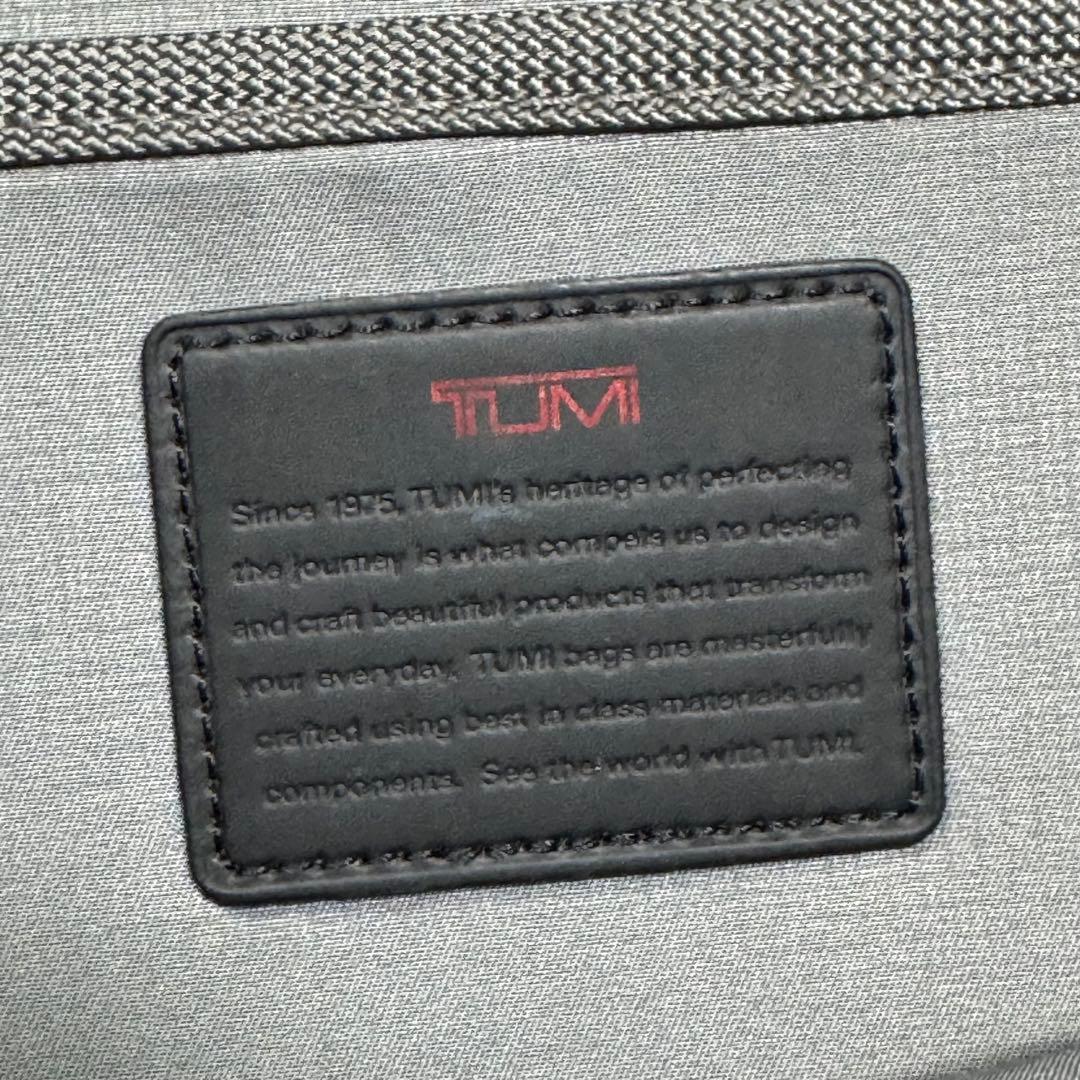 トゥミ スリム エクスパンダブル ブリーフ パック ブラック TUMI リュック