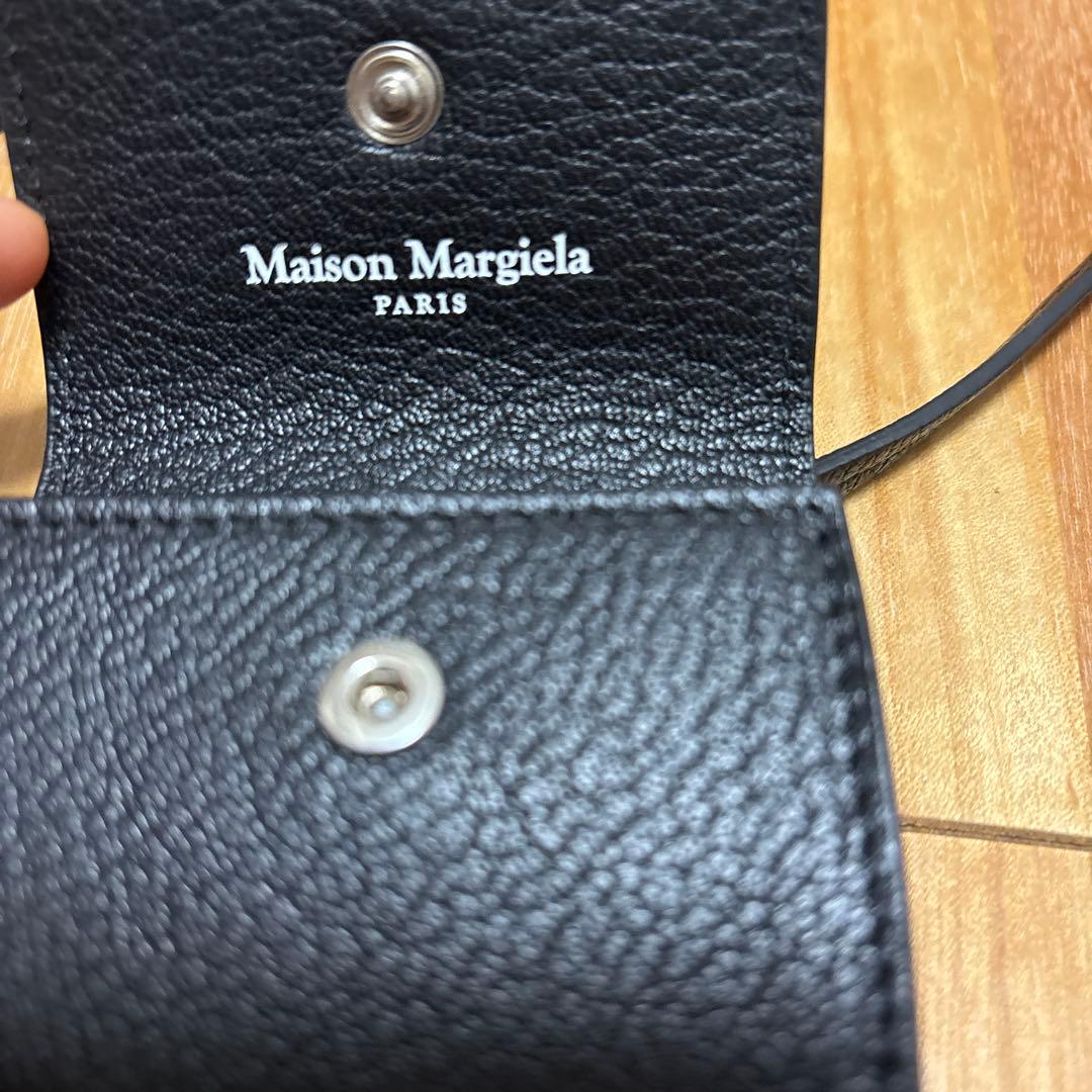 メゾンマルジェラ AIRPODS CASE PRO ブラック