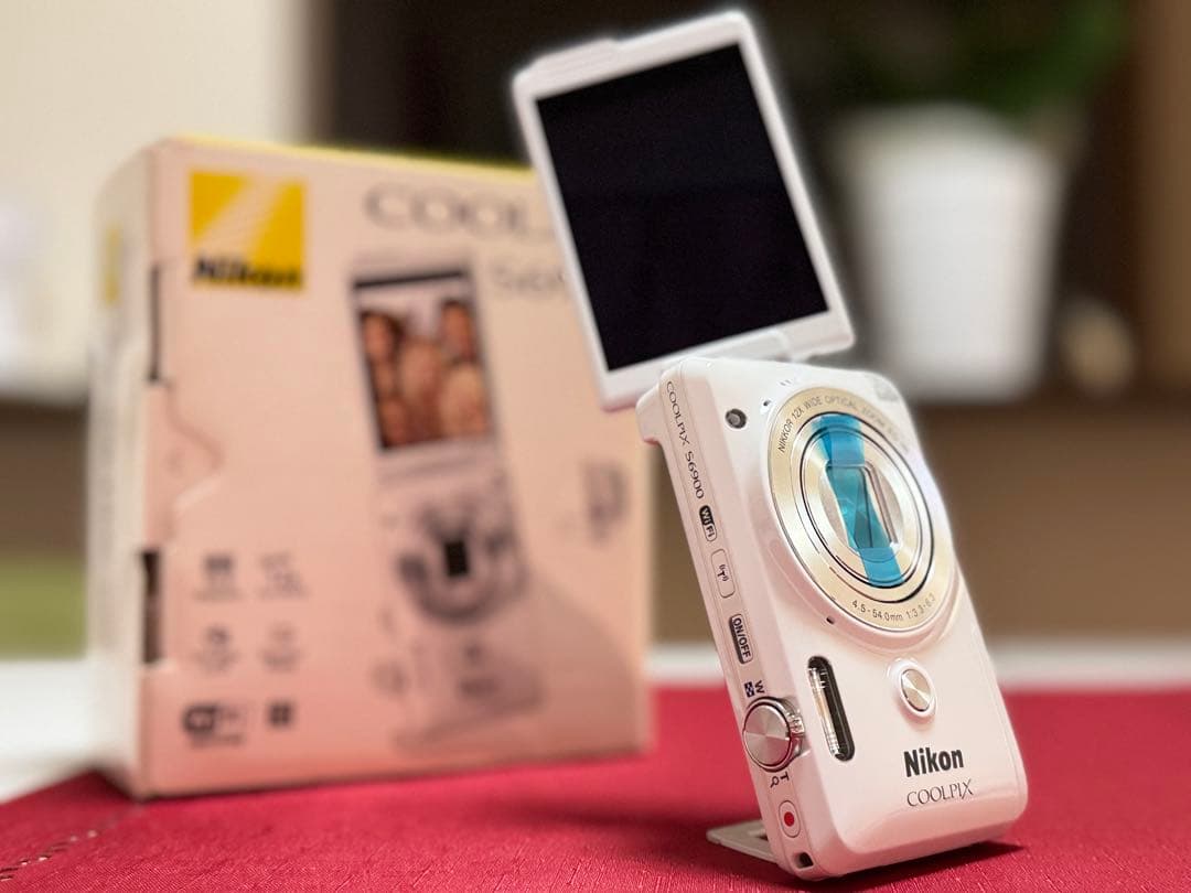 希少 廃盤 新品未使用 COOLPIX S6900 NIKON NIKON