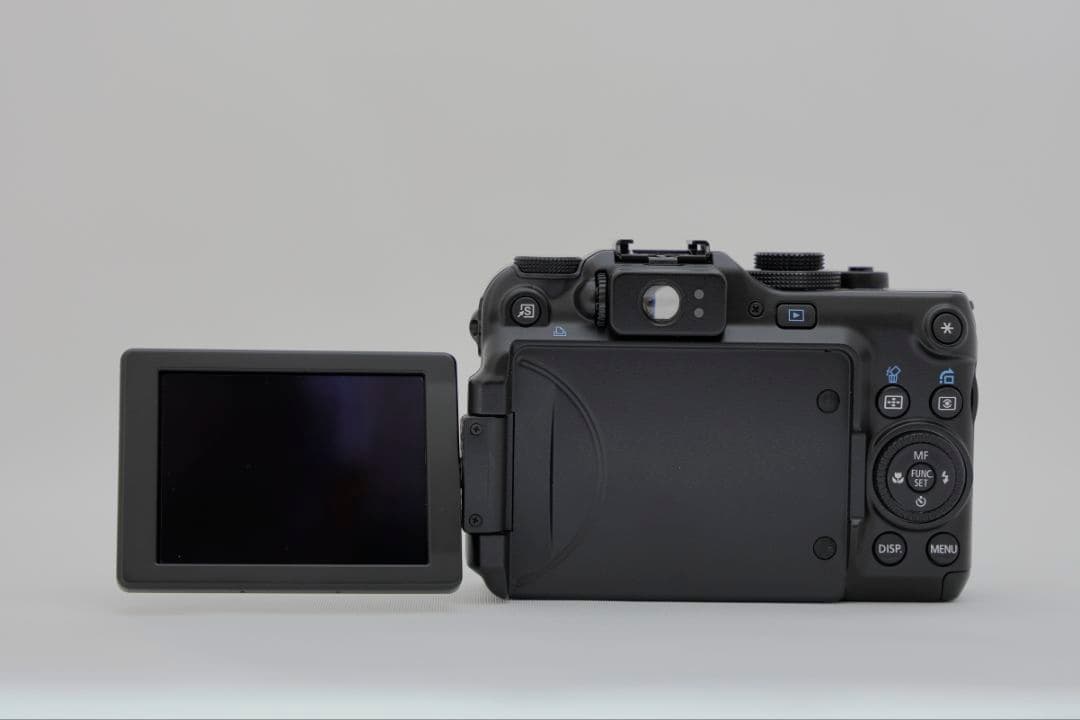 【美品】CANON PowerShot G11 1000万画素　カメラポーチ付