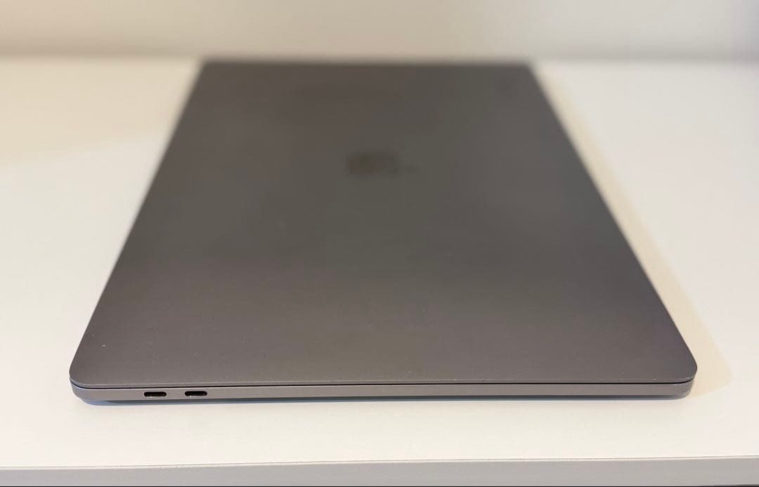 美品 Macbook Pro 2017 15インチ Windows 11 pro