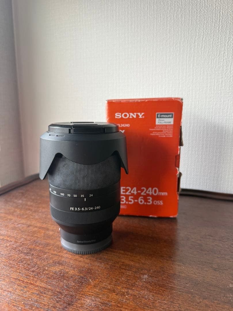 SONY FE 24-240mm F3.5-6.3 OSS ズームレンズ