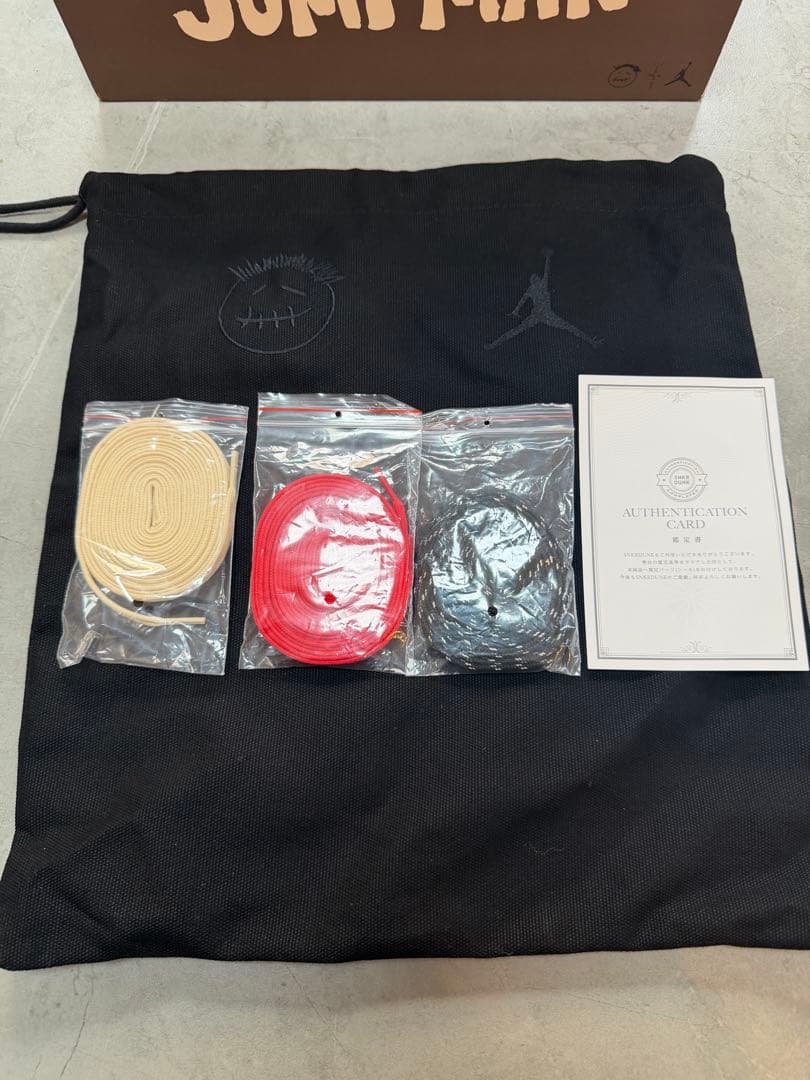 靴 travis jumpman jack red 27.5