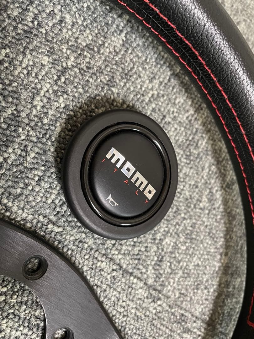 momo tuner ステアリング 32φ