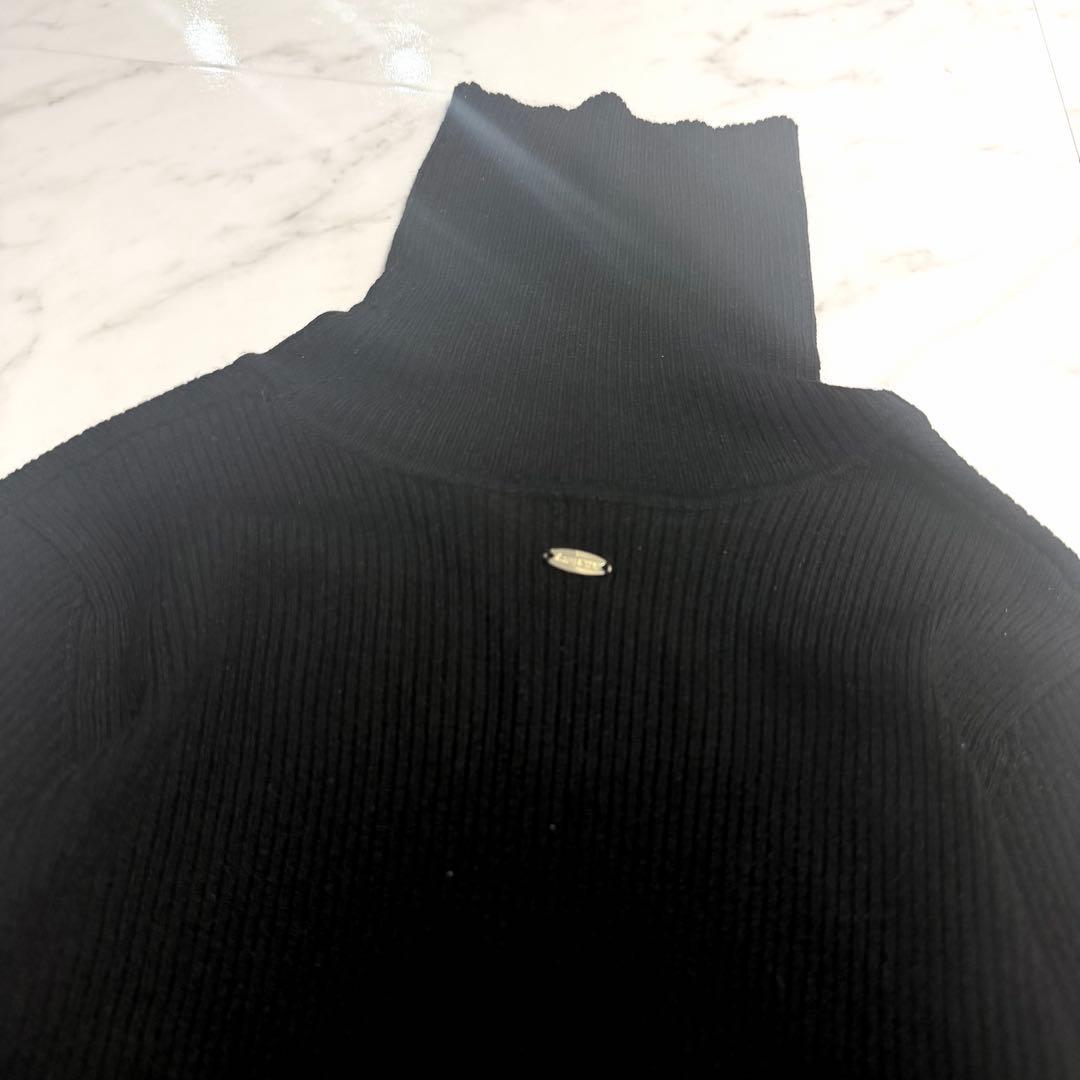 【新品タグ付き】2025✨️完売品 アニュアンス スラッシュリブニットトップス