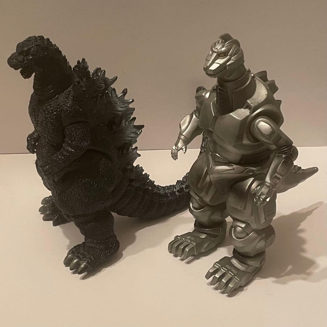 ゴジラ ウルトラマン他 怪獣 ソフビ 90体以上 120サイズ まとめ売り