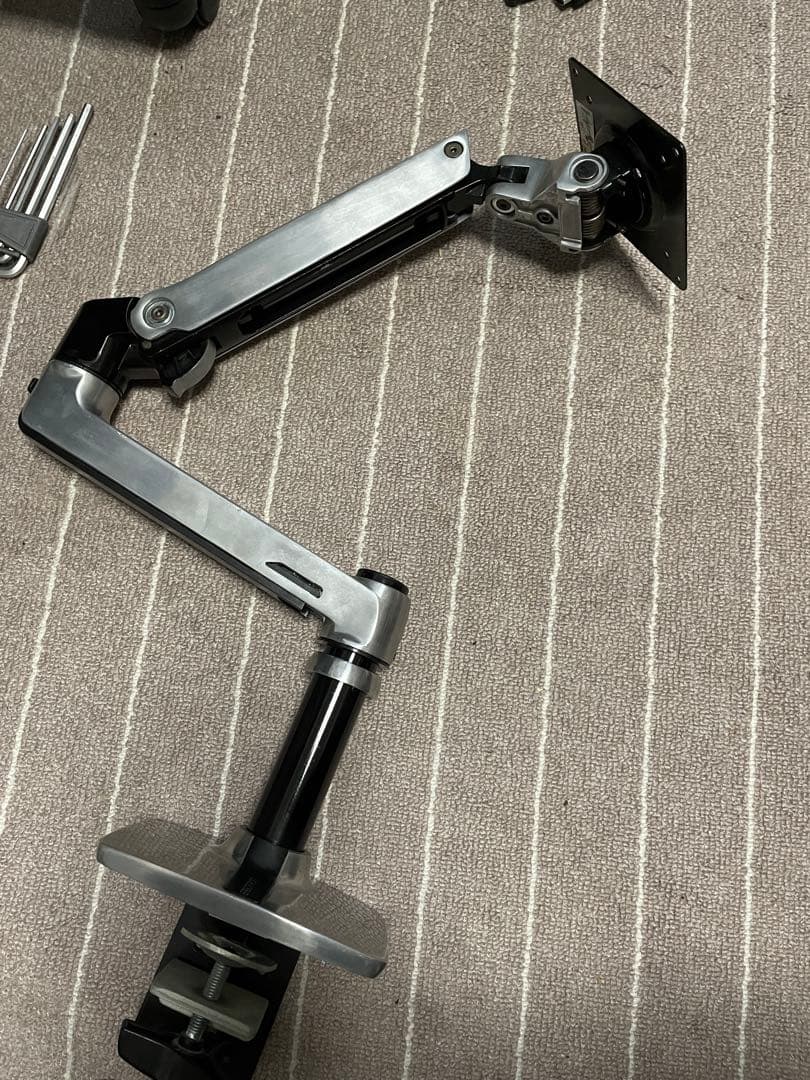 エルゴトロン モニターアーム