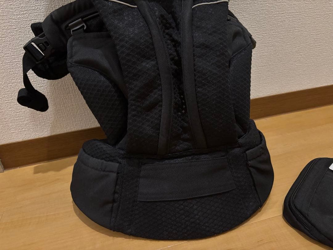 【極美品】エルゴベビー　オムニ ブリーズ　ブラック