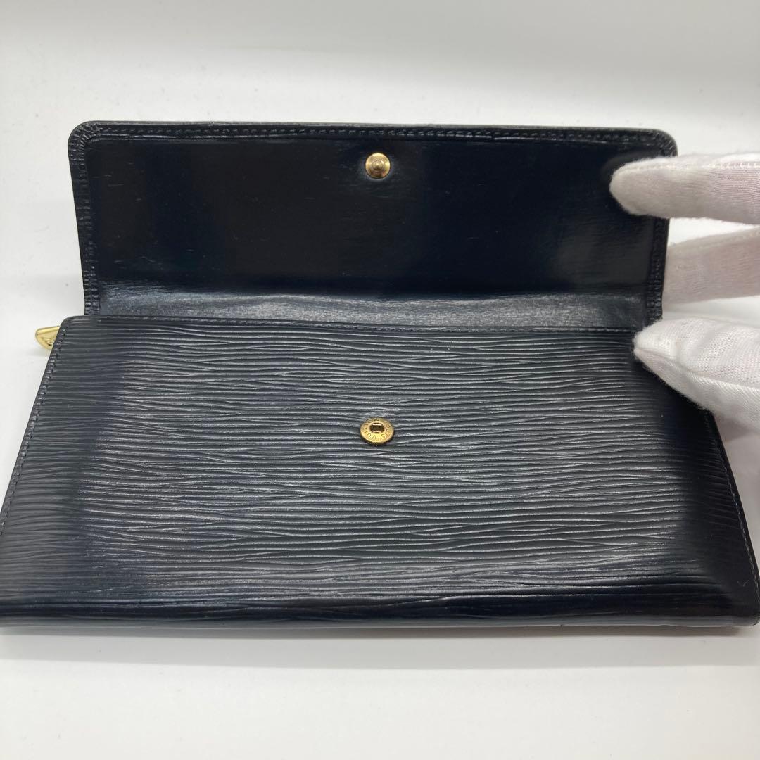 Louis Vuitton エピレザー ブラック 長財布 レザー ルイヴィトン