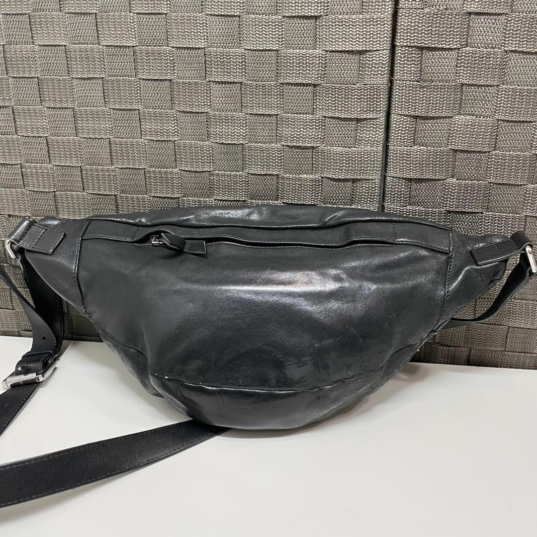 お*ん様 JIMMY CHOO 星型スタッズ　ボディバッグ