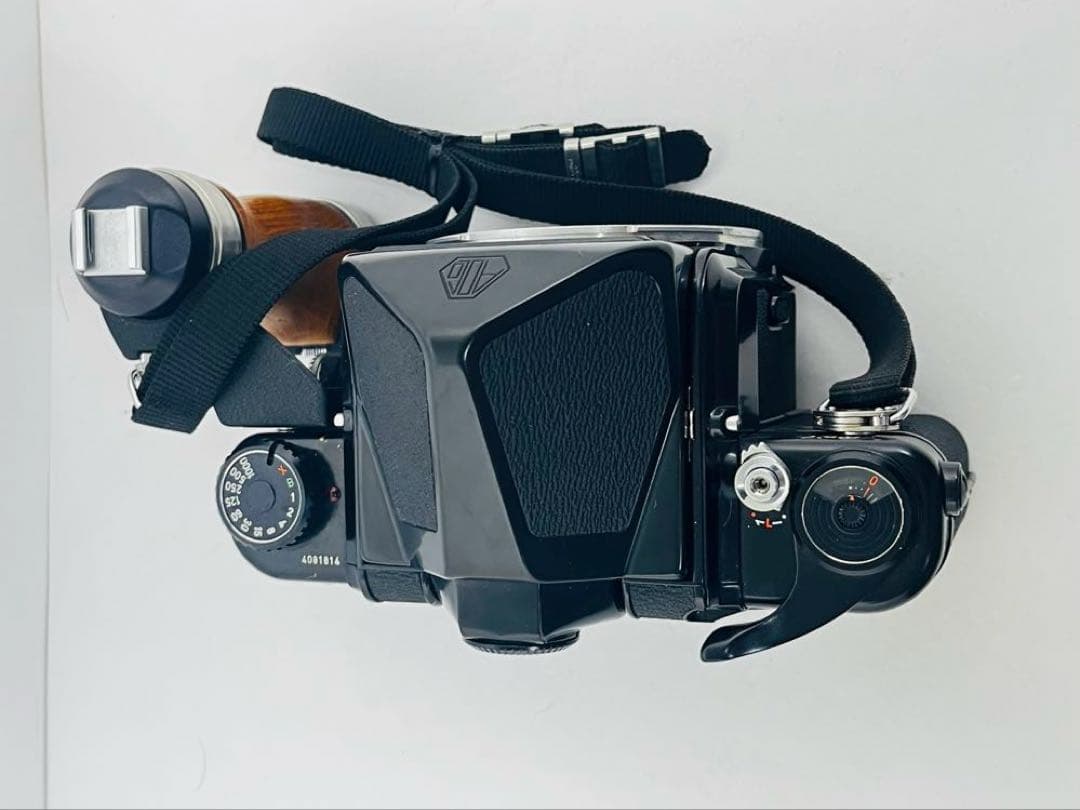 【完動品】ASAHI PENTAX 6×7 木製グリップ　ストラップ付き