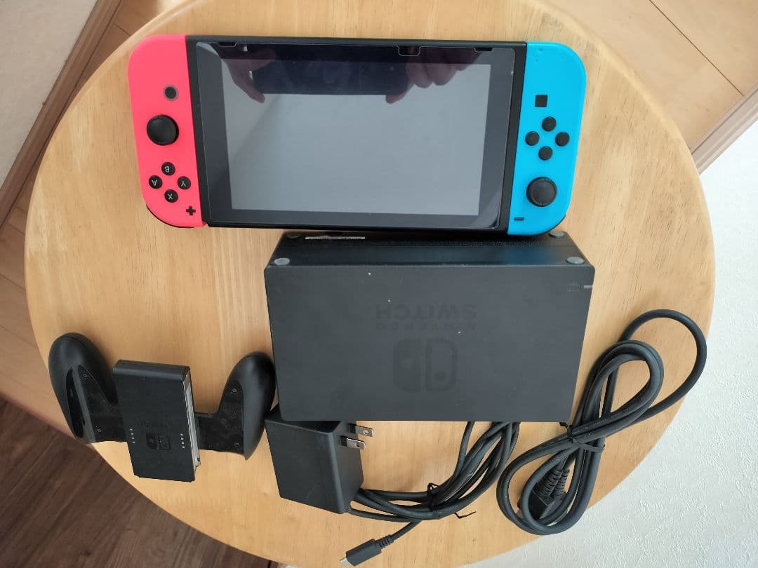 Nintendo Switch ネオンブルー・ネオンレッド 本体