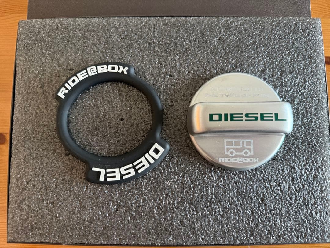 HONEST ハイエース ガラスリッド 無地