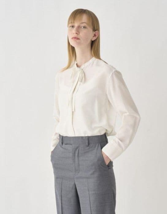トップス johnsmedley SILK DECIN BOWTIE BLOUSE