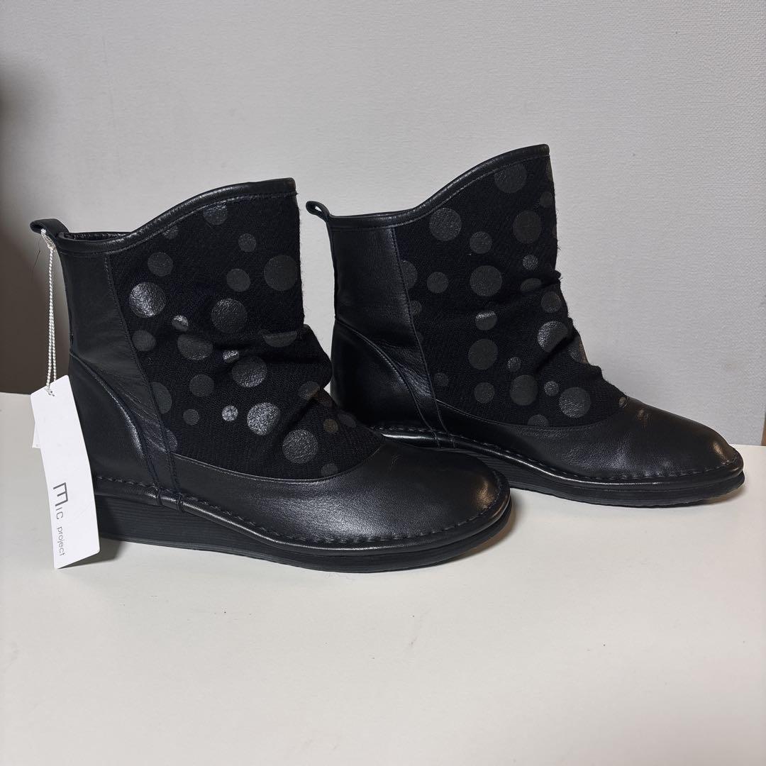 【未使用級】慈雨Jin ショートブーツ ブラック ドット柄 水玉 センソユニコ