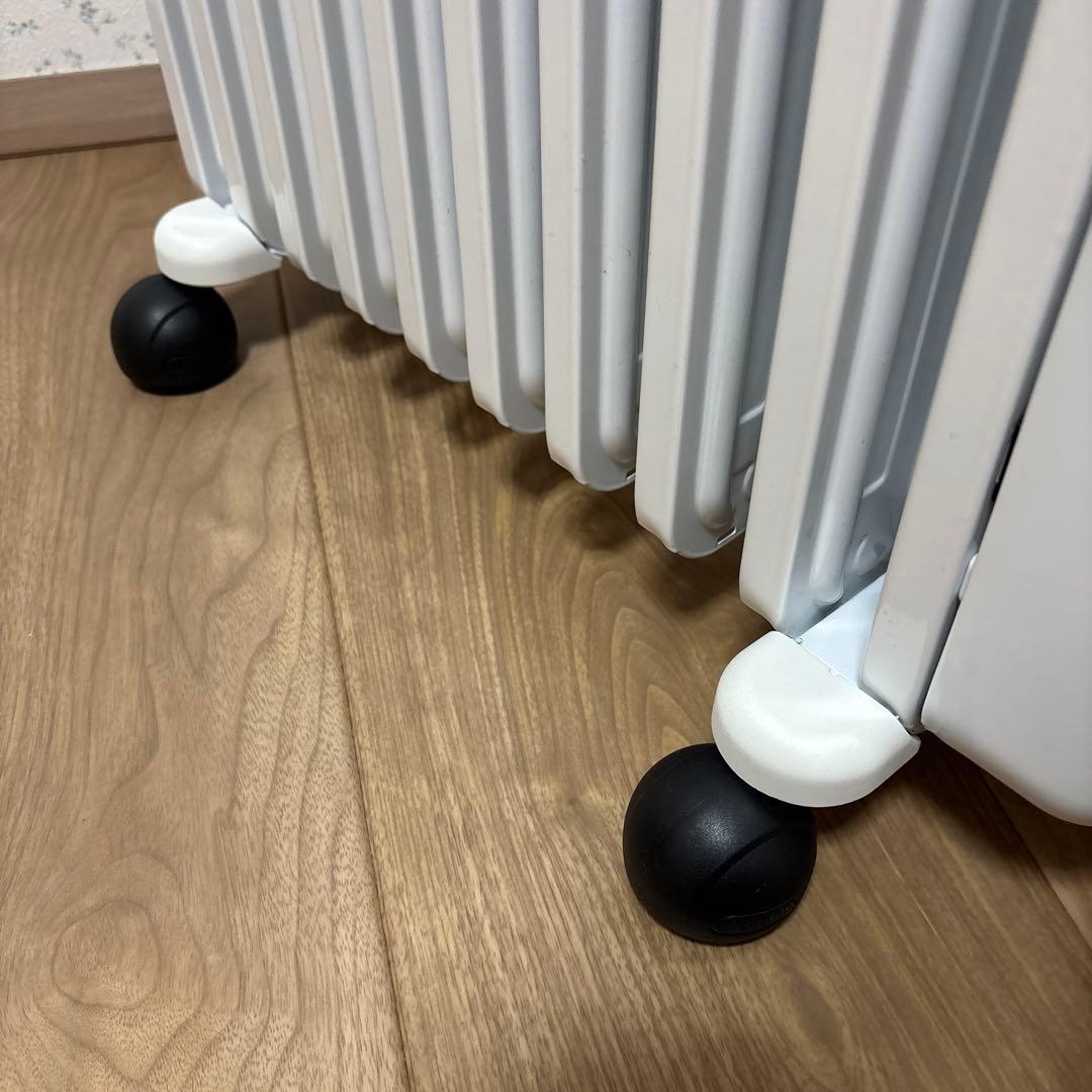 デロンギ　アミカルドオイルヒーター