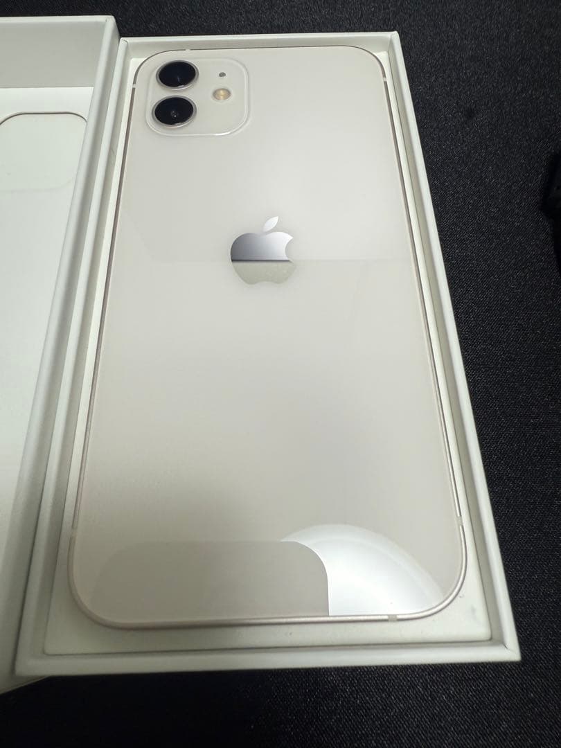 B*︎様 新品未使用 iPhone 12 ホワイト64GB ジャンク リンゴルー