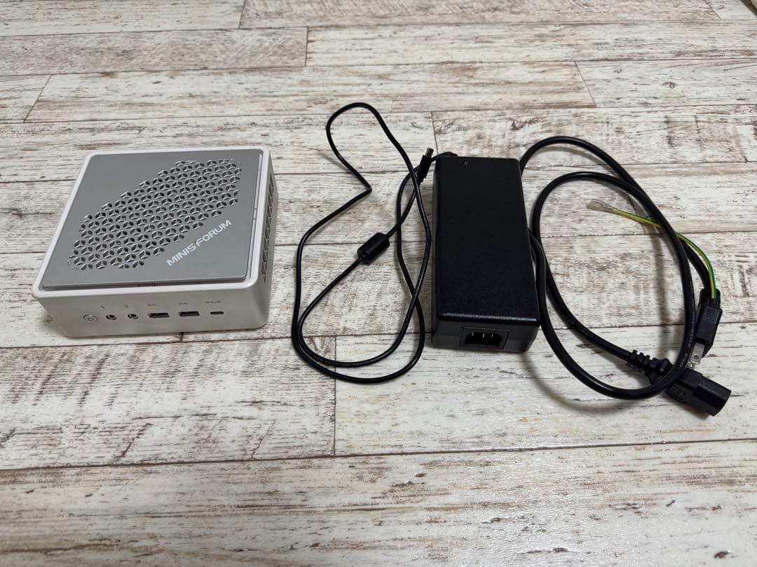 ミニPC Minisforum EliteMini HM90