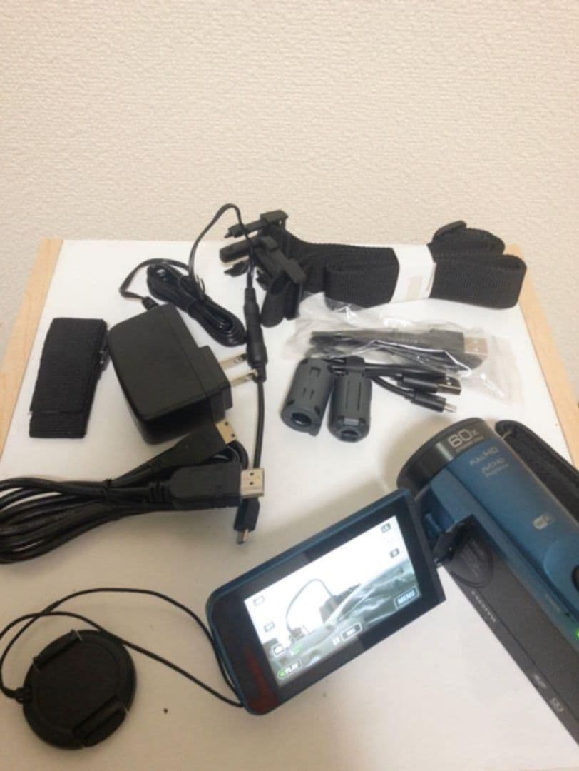 JVC KENWOOD ビデオカメラ EverioR GZ-RX670-A