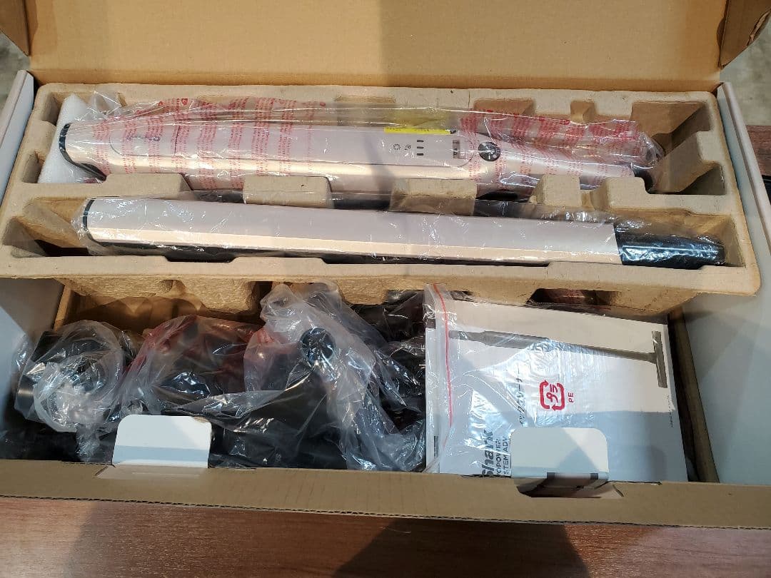 Shark CS601JPK PINK シャーク　コードレス掃除機