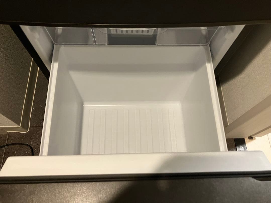 Panasonic (パナソニック)冷蔵庫 NR-B14HW-T 138リットル