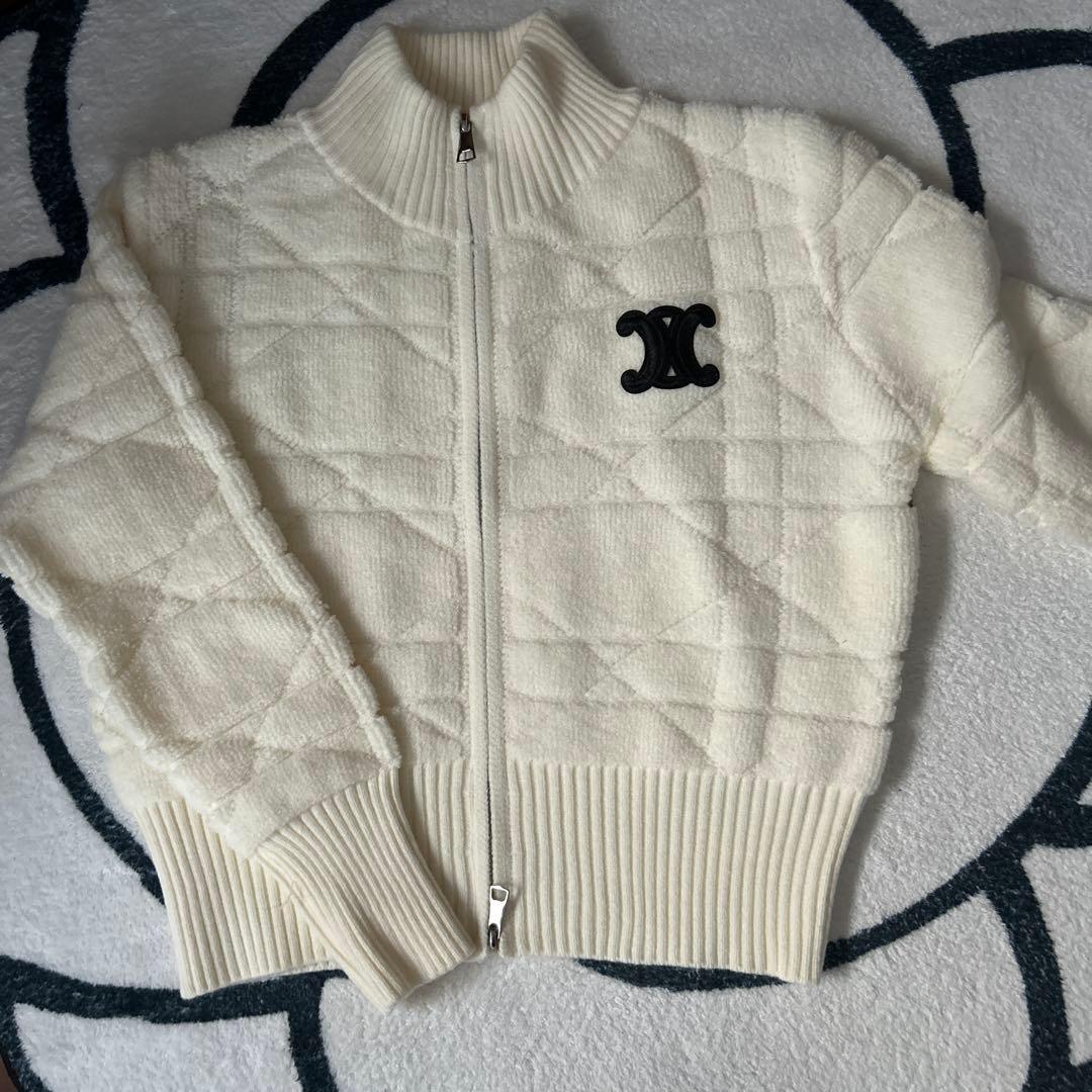 セリーヌ　ジップアップニット　アイボリー