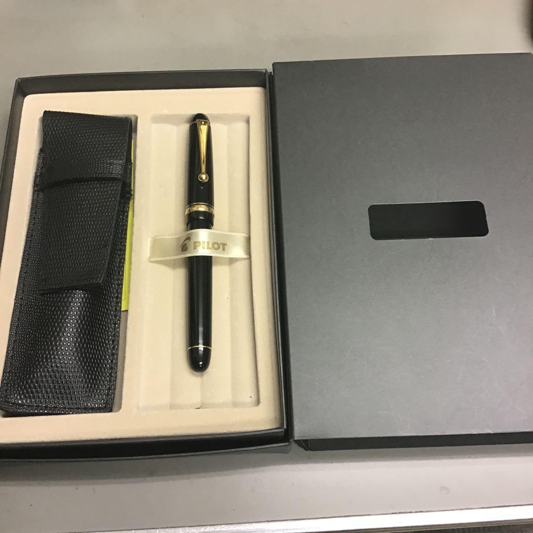 ❣️PILOT パイロット❣️カスタム74万年筆 黒 14金ペン（EF）ケース付き