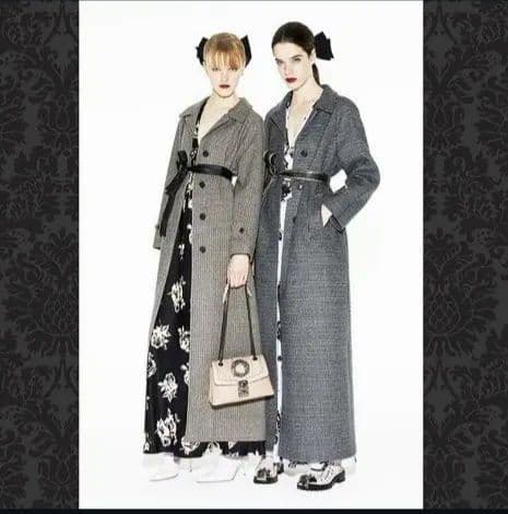 ※チロル※【希少·早い者勝ち】MIU MIU ベロアバレッタ