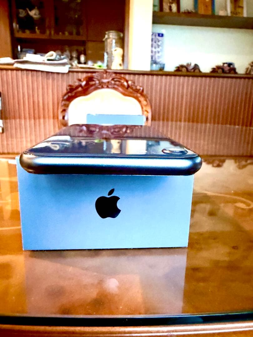 iPhone 8 64GB スペースグレーSIM フリー