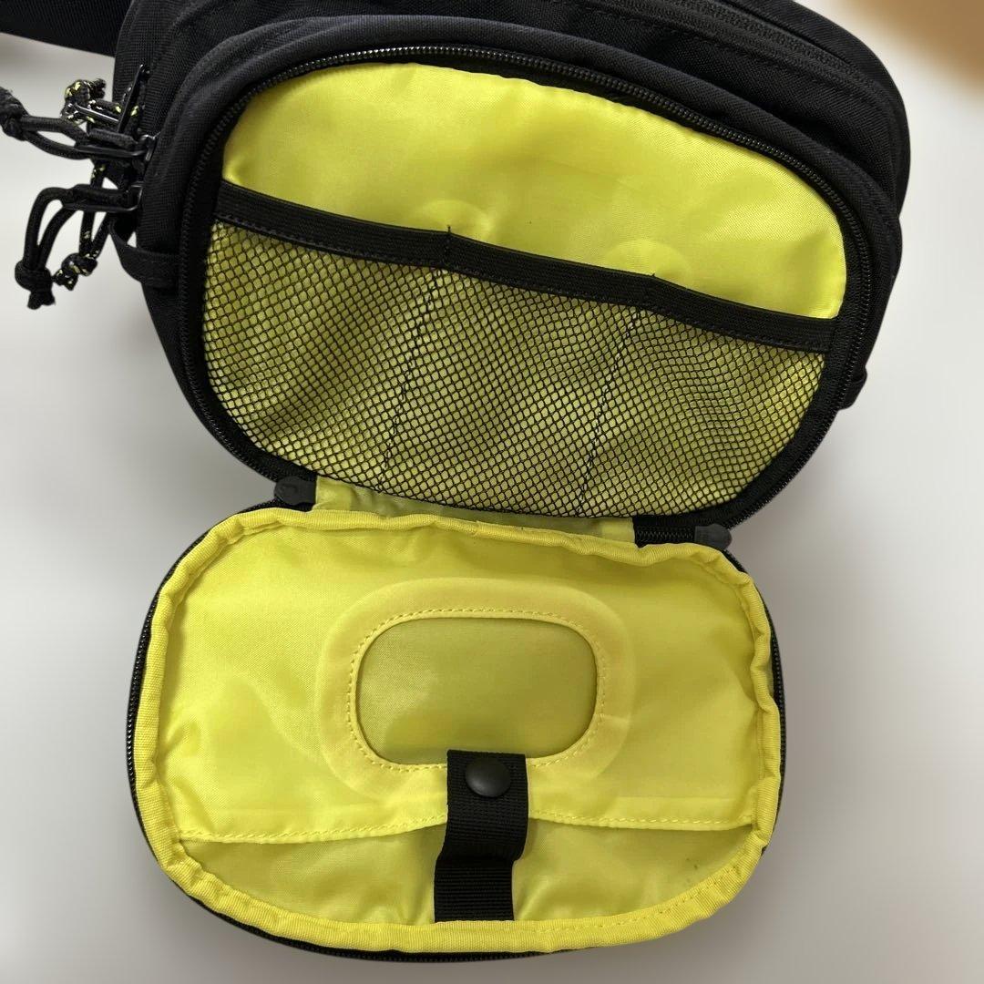 Hugoo ハグー ヒップシート ブラック ショルダーバック　抱っこ紐