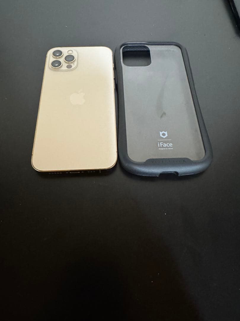 Apple iPhone 12Pro ゴールド iface付き
