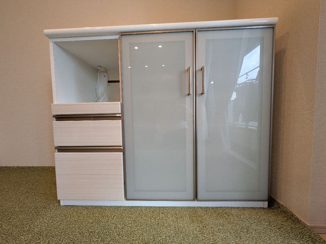 【送料込みのお値段】ニトリ　キッチンカウンター　食器棚　Ｎポスティア120WH