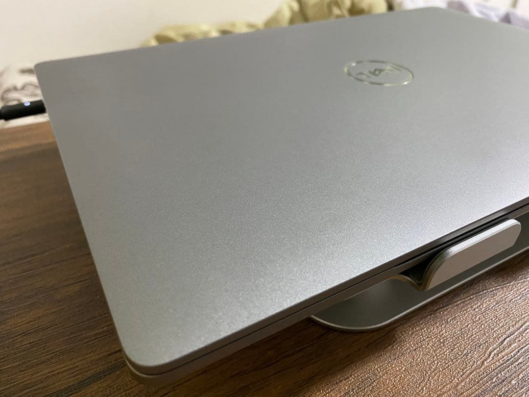 DELL 15.6インチ ノートPC シルバー COREi7