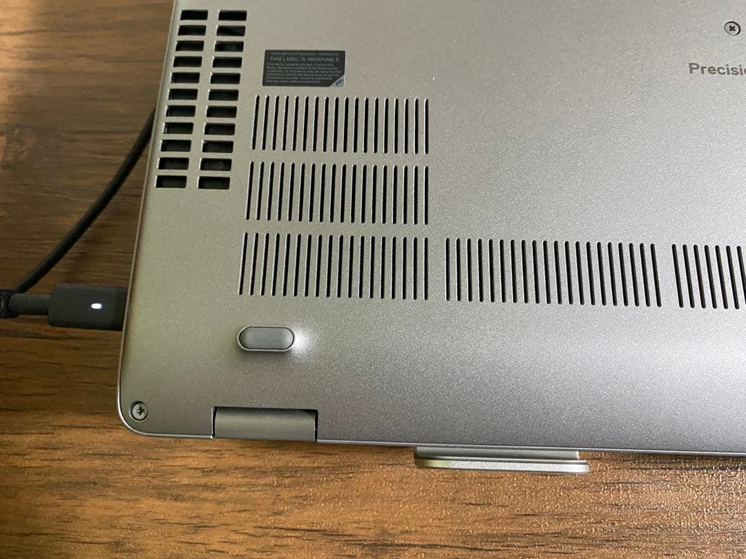 DELL 15.6インチ ノートPC シルバー COREi7