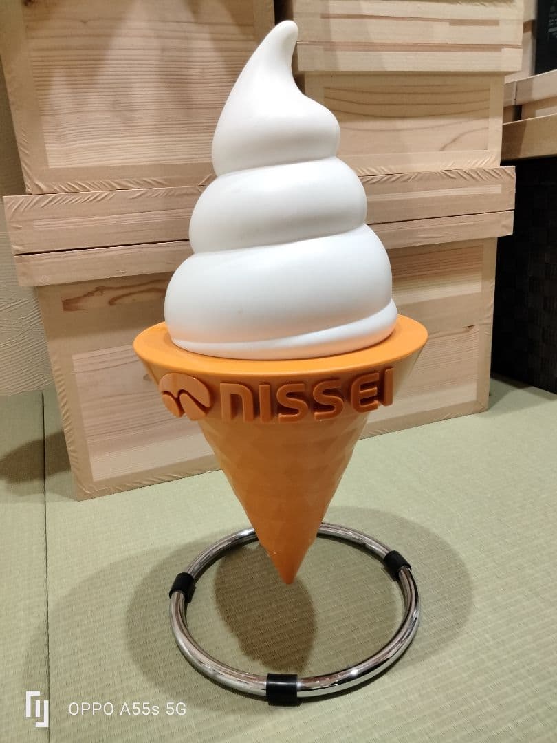 【非売品＆送料無料】NISSEI ソフトクリーム型ディスプレイ飲食店舗用ニッセイ