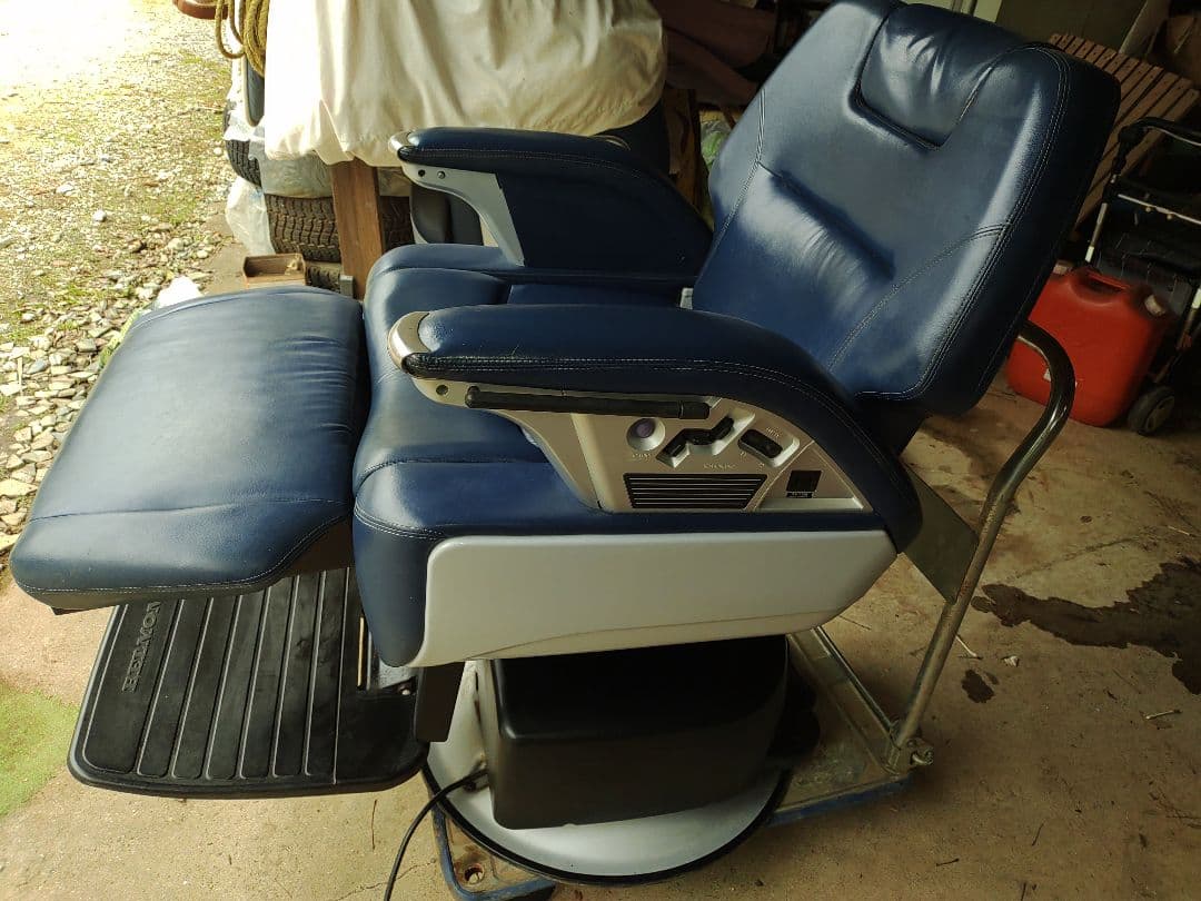 【タカラベルモント 】【理容椅子】【レガロ2】